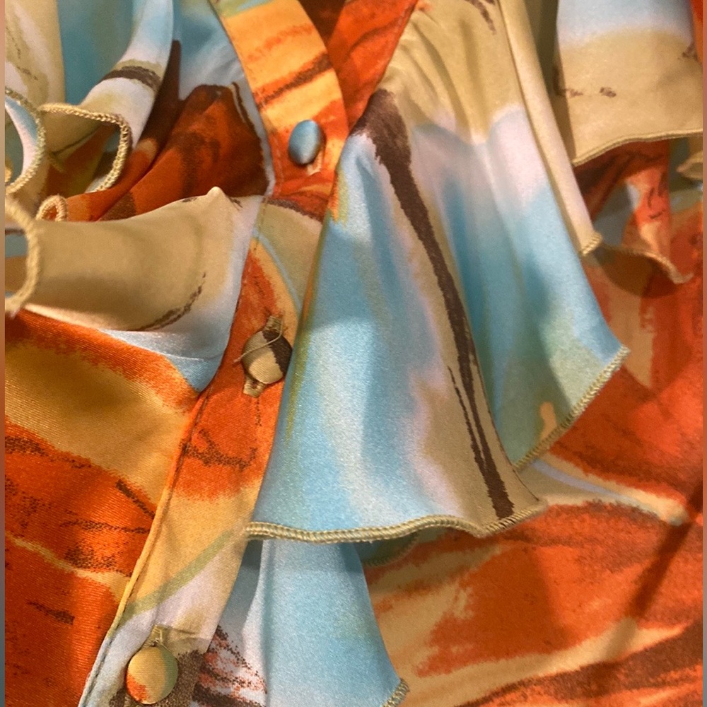Essentials colorful floral tropical costal button up designer Blouse - Picture 12 of 13